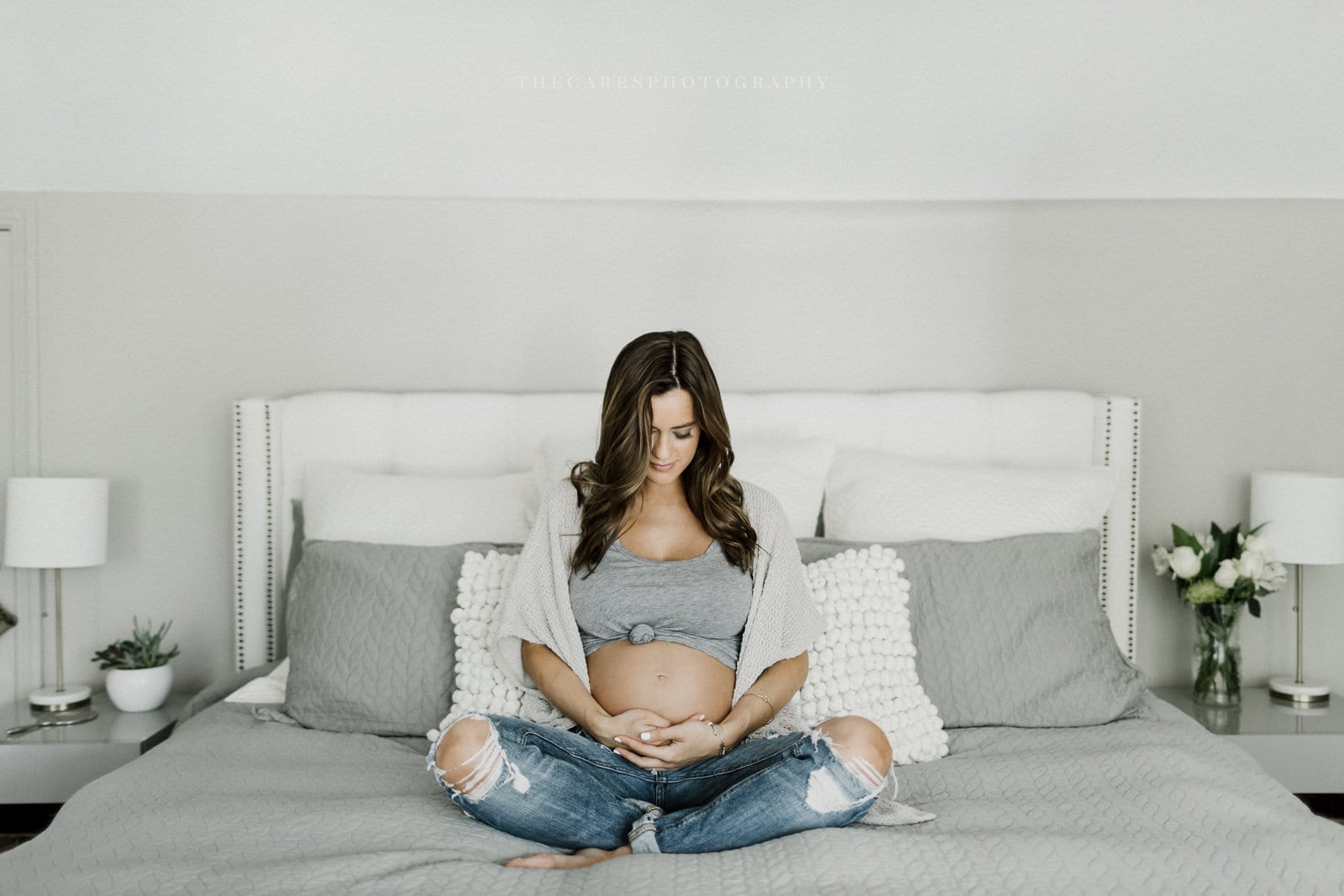 mom cradles belly - cleveland maternity photographer in-home maternity session