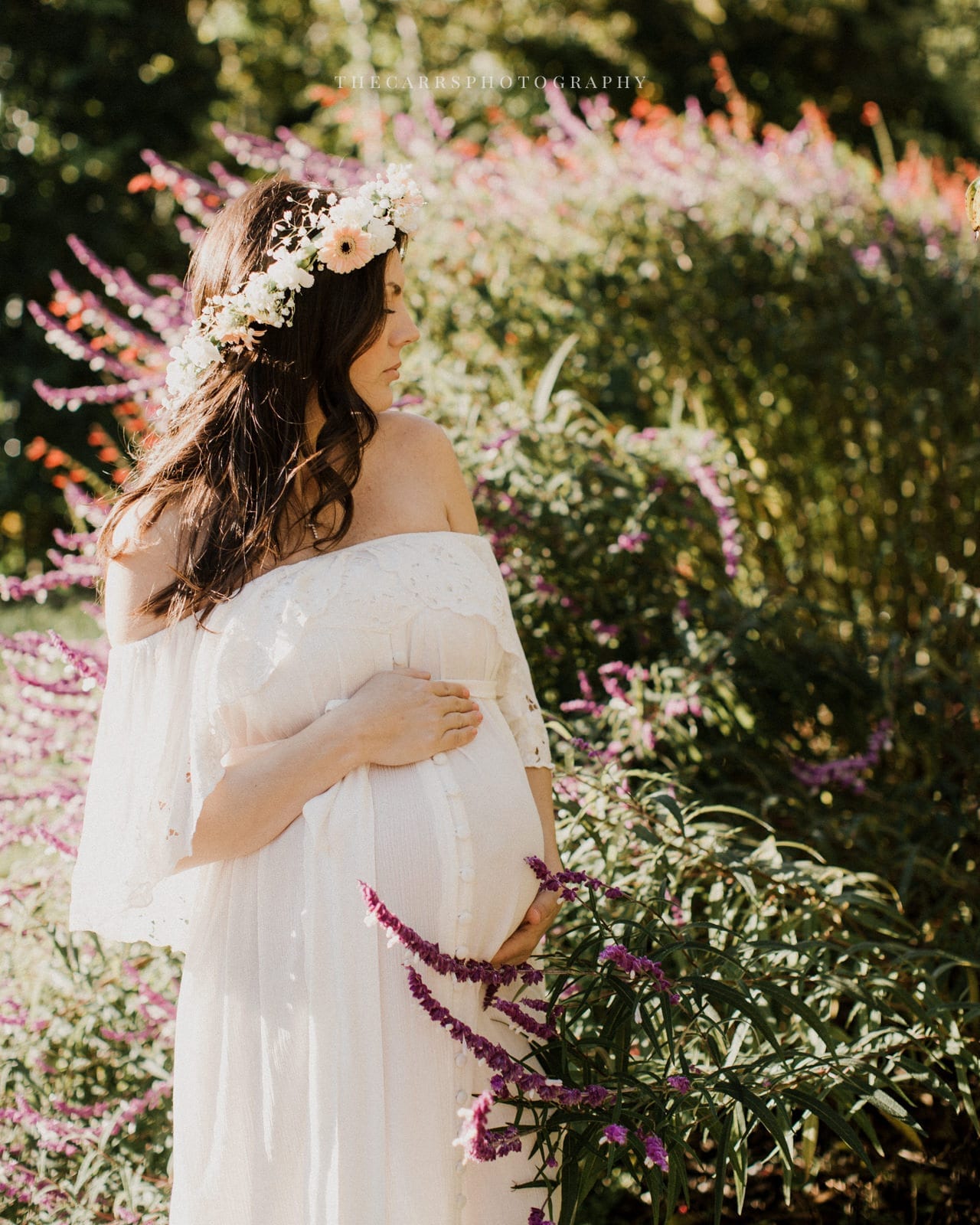 pregnant woman with flower crown - dayton ohio maternity photographer
