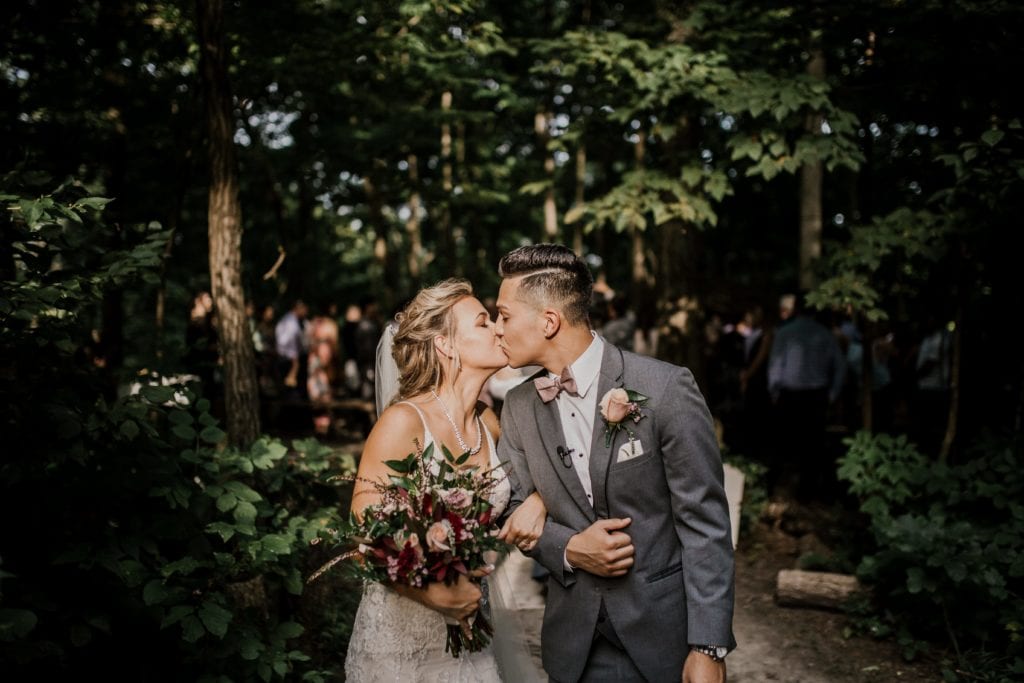 bride and groom kissing by Dayton Ohio Wedding Photographer Josh Ohms