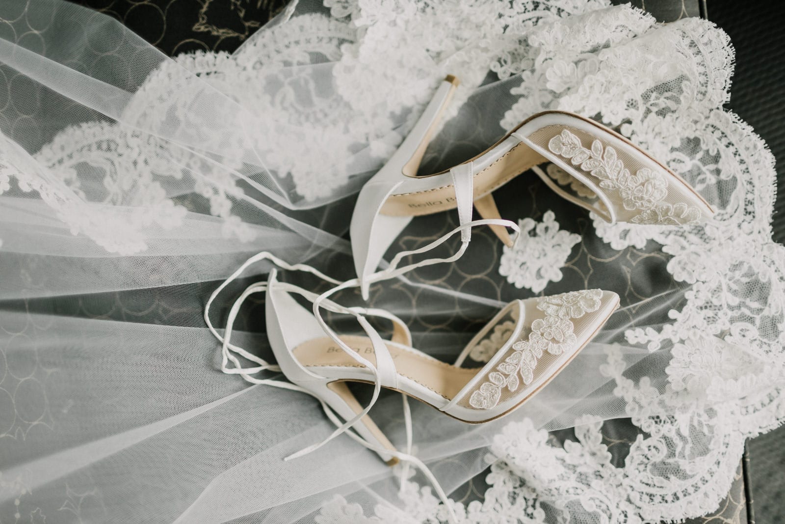 bridal shoes at Franklin Park Conservatory Wedding by Columbus Wedding Photographer