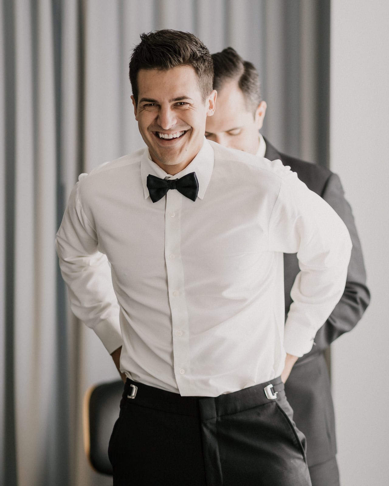 groom getting ready at Franklin Park Conservatory Wedding by Columbus Wedding Photographer