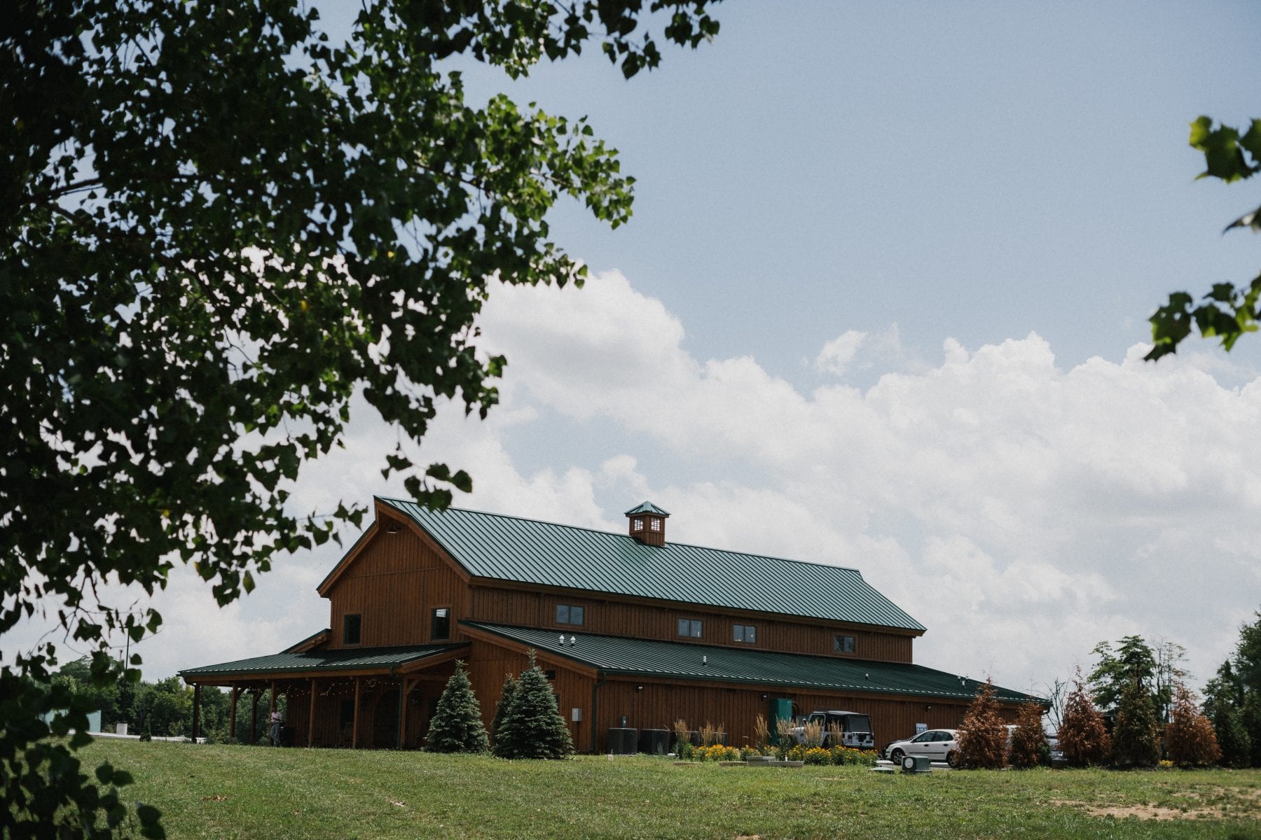 reception barn at Rolling Meadows Ranch Wedding - Cincinnati Wedding Photographer