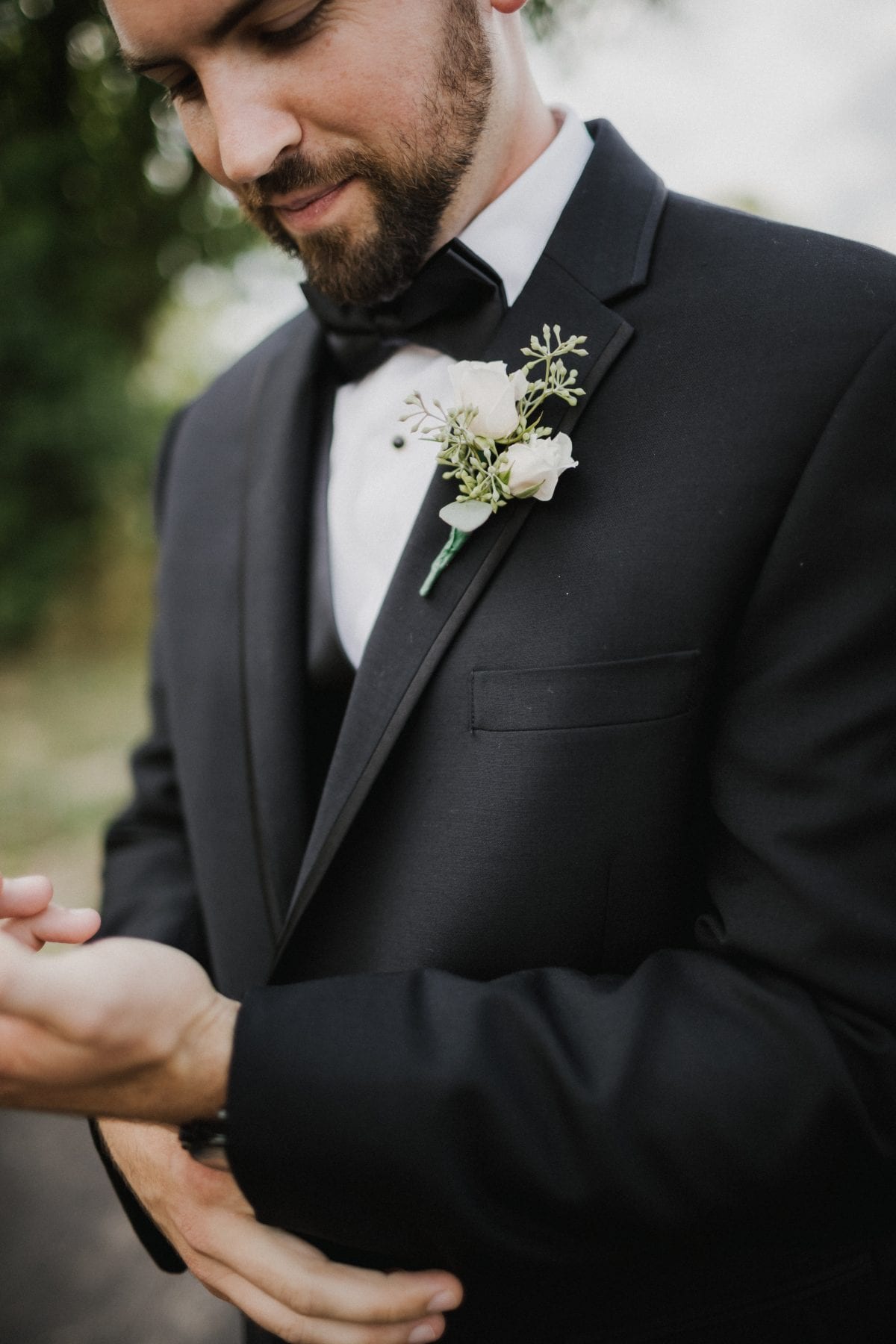 close up of details of grooms suit at Rolling Meadows Ranch Wedding - Cincinnati Wedding Photographer