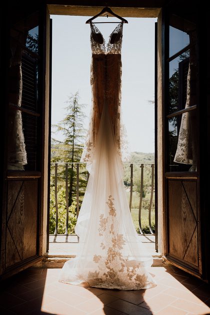 Italy Destination Wedding in Tuscany by the Carrs Photography